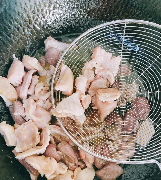 香辣|脆嫩爽口的双椒爆肚,香辣弹韧,百吃不厌,赶紧来瞧一瞧