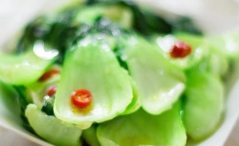 记住|为啥饭店炒的青菜那么好吃?大厨透露:记住2点,在家也能做出来