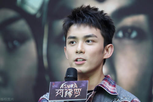 张萌|从飞行历程被盗兑换积分,到办理航空公司会员卡:是炒作还是危机