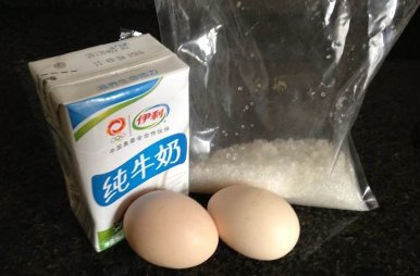 皮蛋|只花5块钱就能做出清凉可口的双皮蛋奶，抓紧学起来！