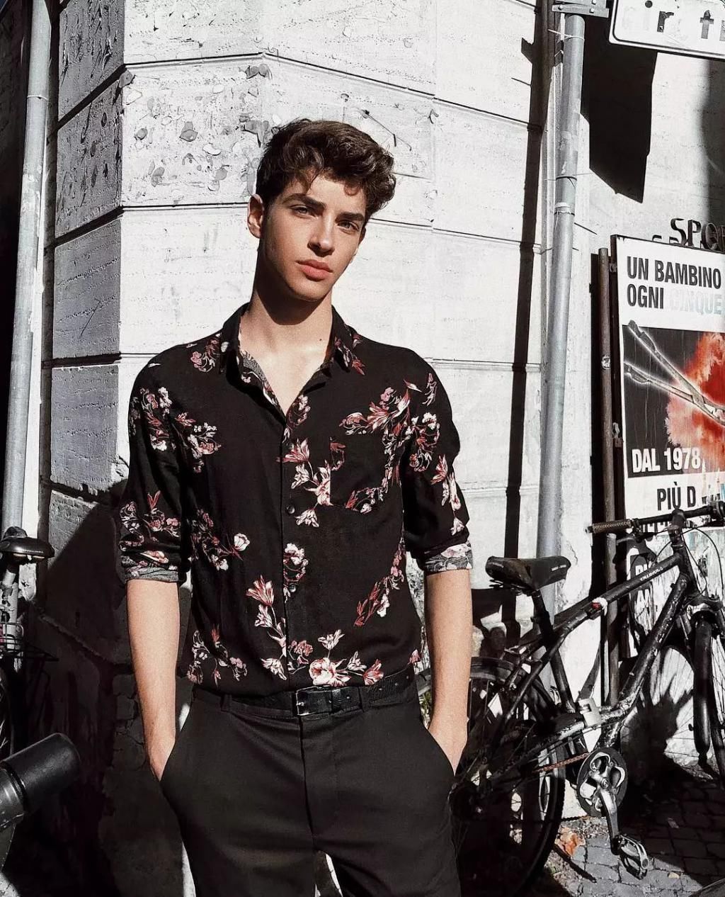  空降|Manu Rios 空降成《名校风暴》新男主！