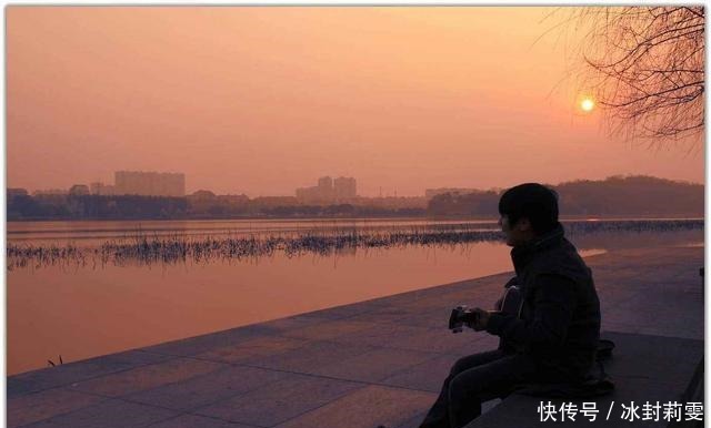 样子|成人的世界里哪有容易两个字，你努力的样子不禁让人泪流满面