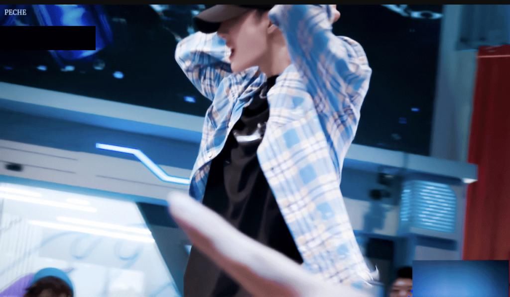  地方|王一博，从街舞圈走出来的小孩，终于又回到了原来的地方