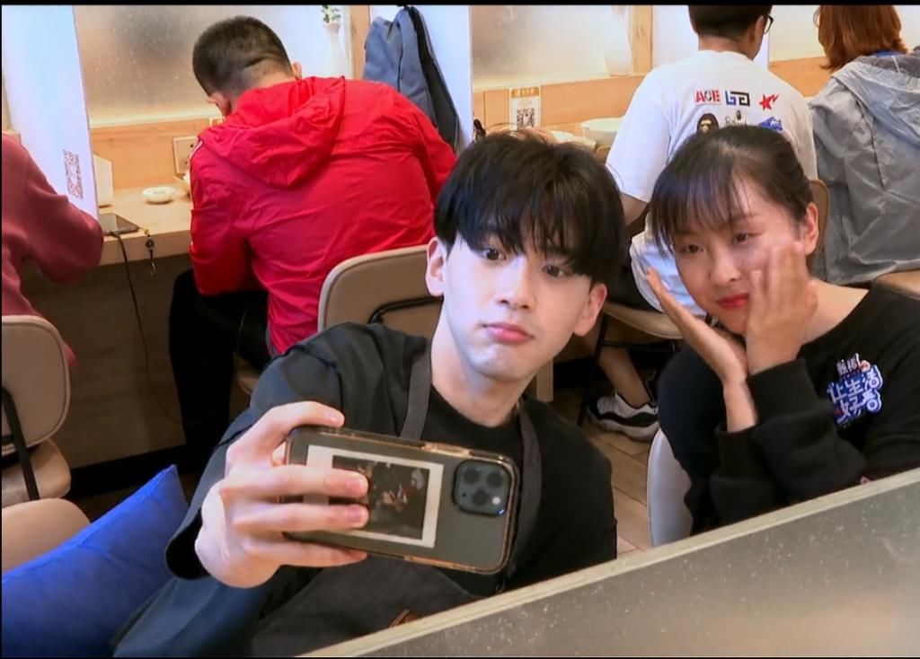  生活|《让生活好看》完结，郑爽体验采茶过程，费启鸣发起活动温暖人心