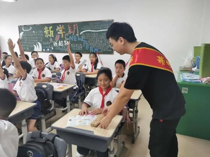 禁毒知识|护航美丽童年,禁毒宣传打头阵!