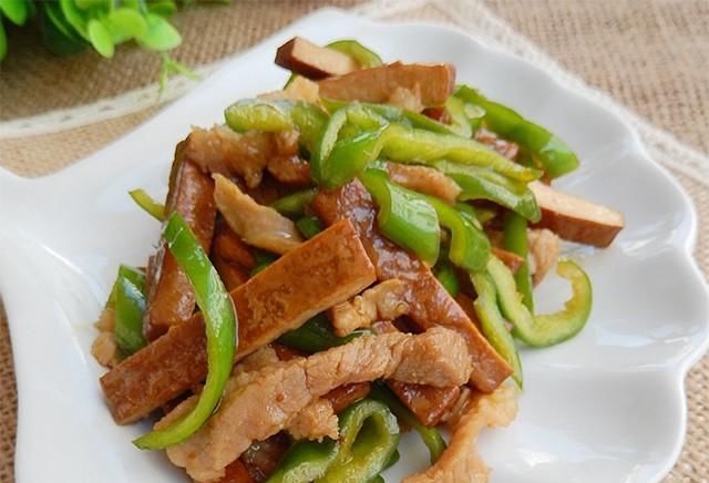  鲜嫩|青椒炒肉丝的12种做法，肉丝鲜嫩青椒爽口，开胃下饭的美味家常菜
