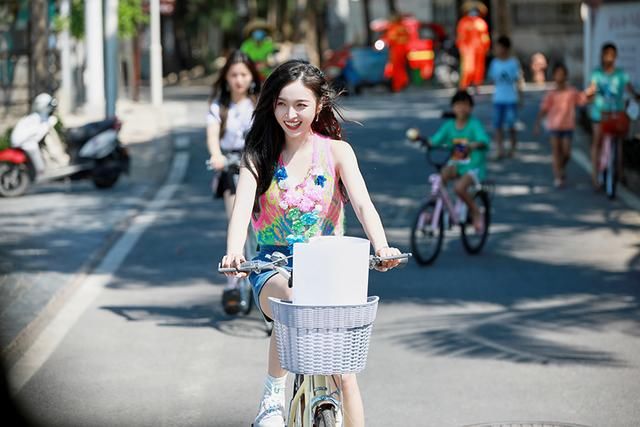  金子|《完美的夏天》李汶翰再现名场面 金子涵哭戏赢好评