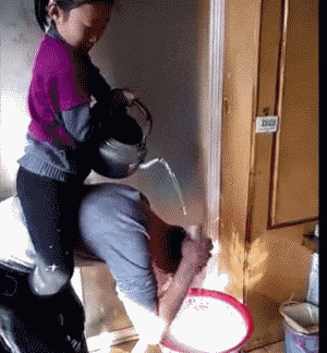  气死我了|搞笑GIF：哦买噶的，这是让我怎么吃？气死我了！