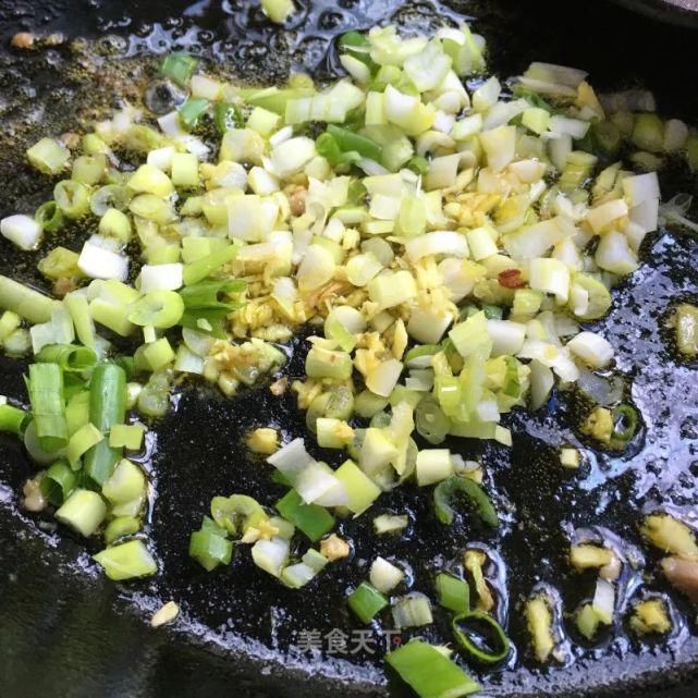 肉丝|家常京酱肉丝：学会这道菜，秒变大厨！?