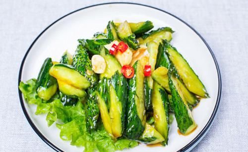  黄瓜|腌黄瓜时，直接用盐腌是大错特错，多加一步，黄瓜咸香脆爽，特香