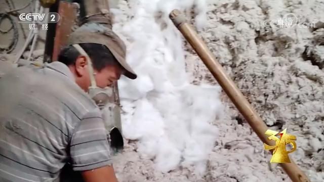  神车|315曝8大黑料:汉堡王用过期面包,五菱神车要人命,万科精装房漏水