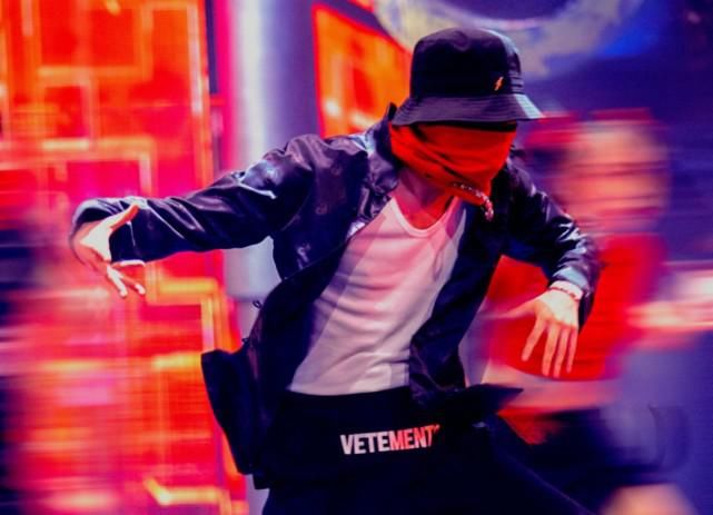  武器|街舞3火舞台王一博好野，核兴武器痛失Apple，炸点和剧情谁吃香？