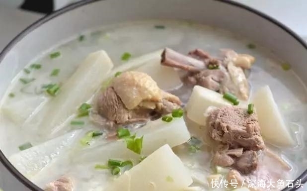  做法|老鸭汤最鲜美的13种做法，清香养胃还不腻，一连喝3碗都不够！