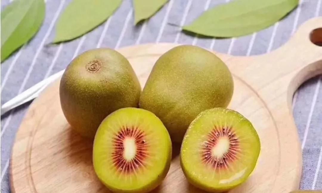 季节|秋天，别只知道吃苹果！建议多吃这4种水果，新鲜又多汁，别错过