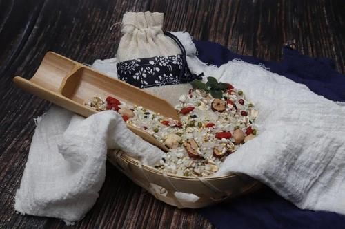  五谷杂粮|五谷杂粮的营养好，它营养丰富