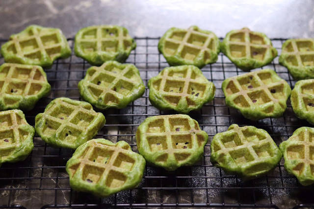  孩子|抹茶控一定不要错过这款饼，外松脆内香甜，孩子看到都直流口水