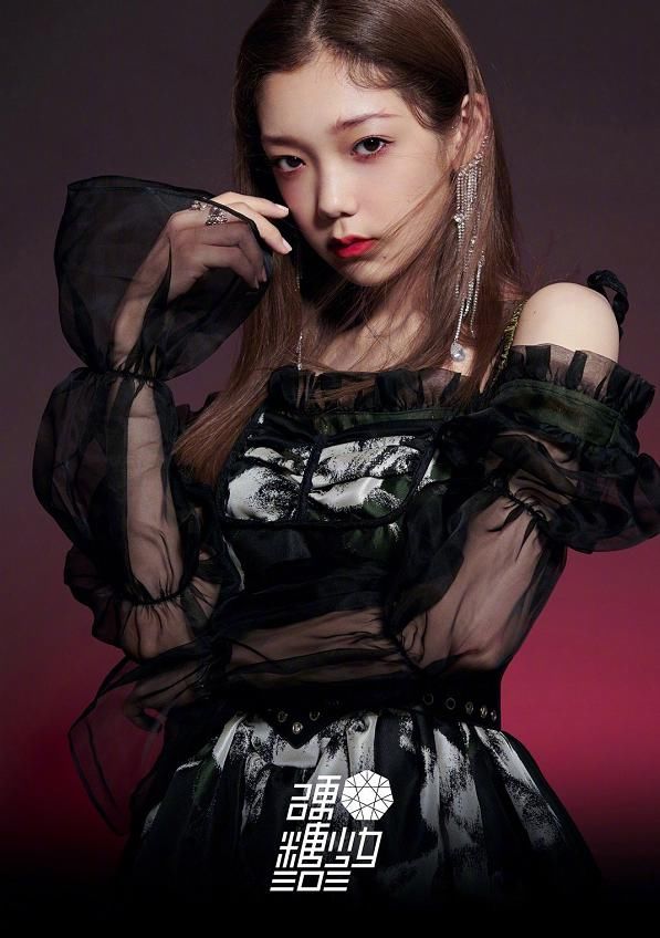 刚出道|硬糖少女曝光频率舒适,1个月3档综艺不紧不慢,粉丝担忧完全多余