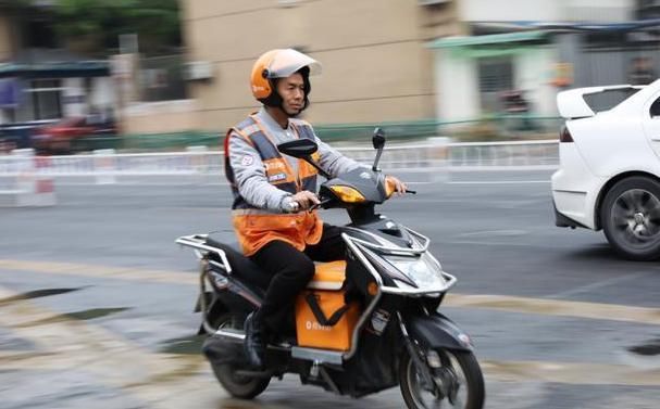  小哥|还记得外卖小哥雷海为吗？参加比赛获得中国冠军，如今发展怎么样？