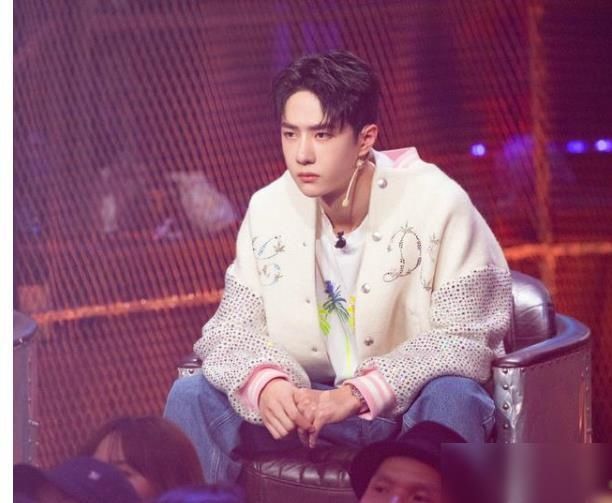  大秀|这就是街舞3，王一博队长大秀圈粉无数，浅谈一波王炸丛林豹子！