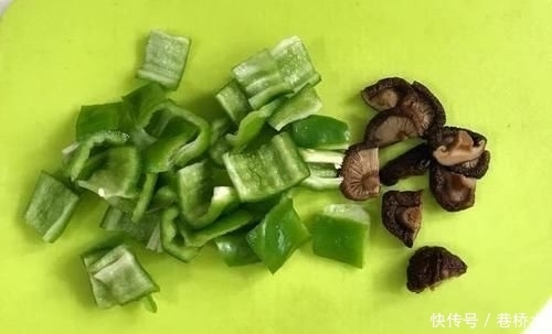 低脂肪|夏天女儿就馋此菜,低脂肪营养高,隔三差五就吃,雷打不动