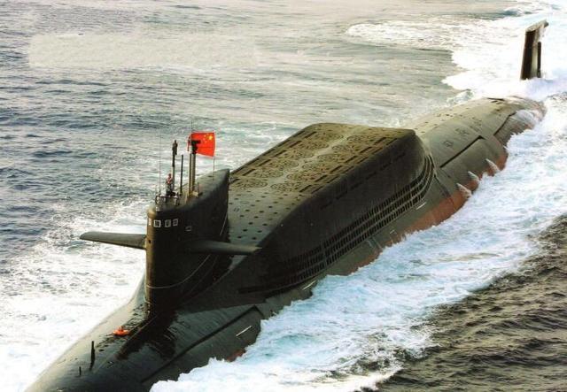 厉害!中国先进的094核潜艇,装备的导弹射程