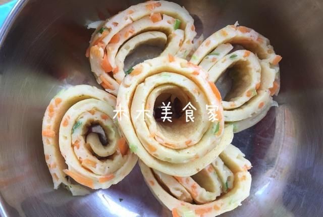  揉面|10分钟搞定的早餐饼，不用揉面还营养均衡，让家人爱上吃早餐