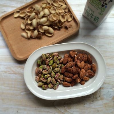  杏仁|奶酪开心果杏仁包