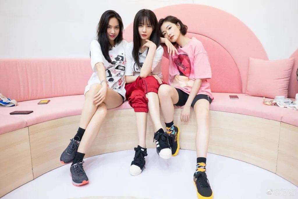  不想|不想红但一直上热搜,这解释苍白吗