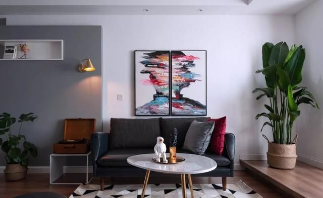  客厅|90后小夫妻花36万元装修的现代风格，130平米三居室太赞了！