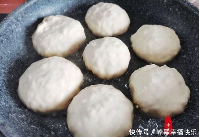 馅料|外皮超薄焦香,内馅丰富料足,试试这个馅料新搭配,保你会喜欢