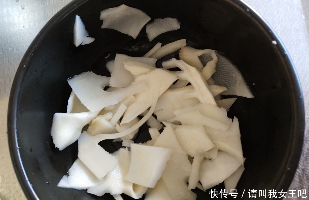 蒸菜|大热天,孩子最馋这蒸菜,蒸一蒸就上桌,又鲜又营养,吃不够