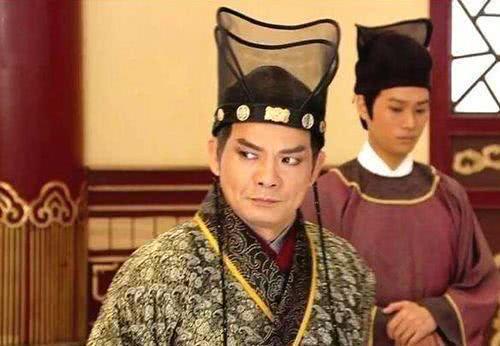 皇帝|先帝去世,奸臣们立一傻子做皇帝,傻子登基后:把这些帮朕的都杀了